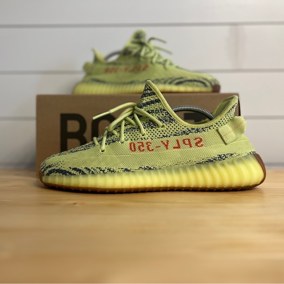 Yeezy Boost 350 V2 Semi Frozen Size 10.5 - Picture 1 of 11